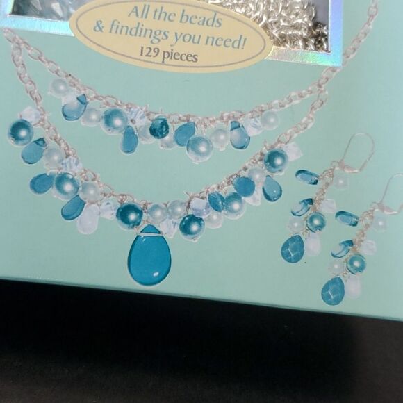 Design & Style necklace & earring kit - Picture 8 of 8